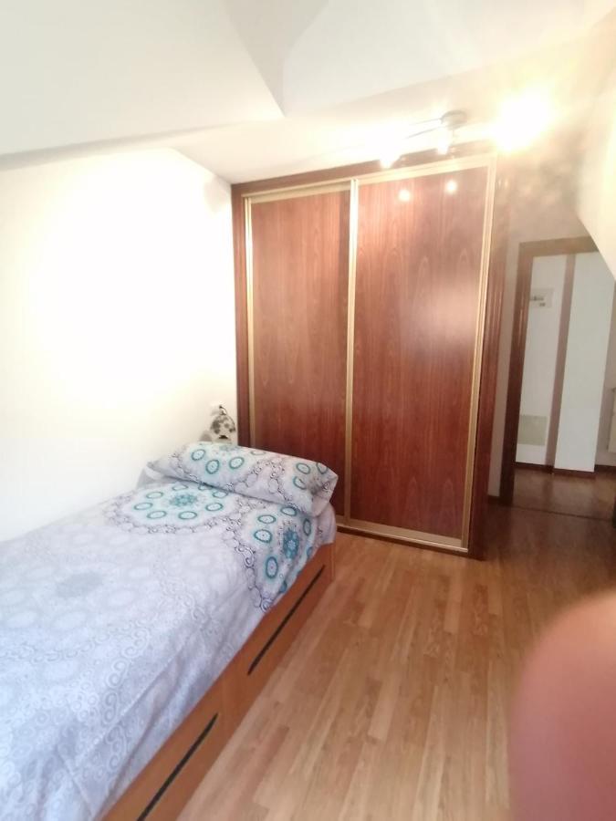 Atico 3 Hab En Centro De Cangas Onís Eksteriør bilde